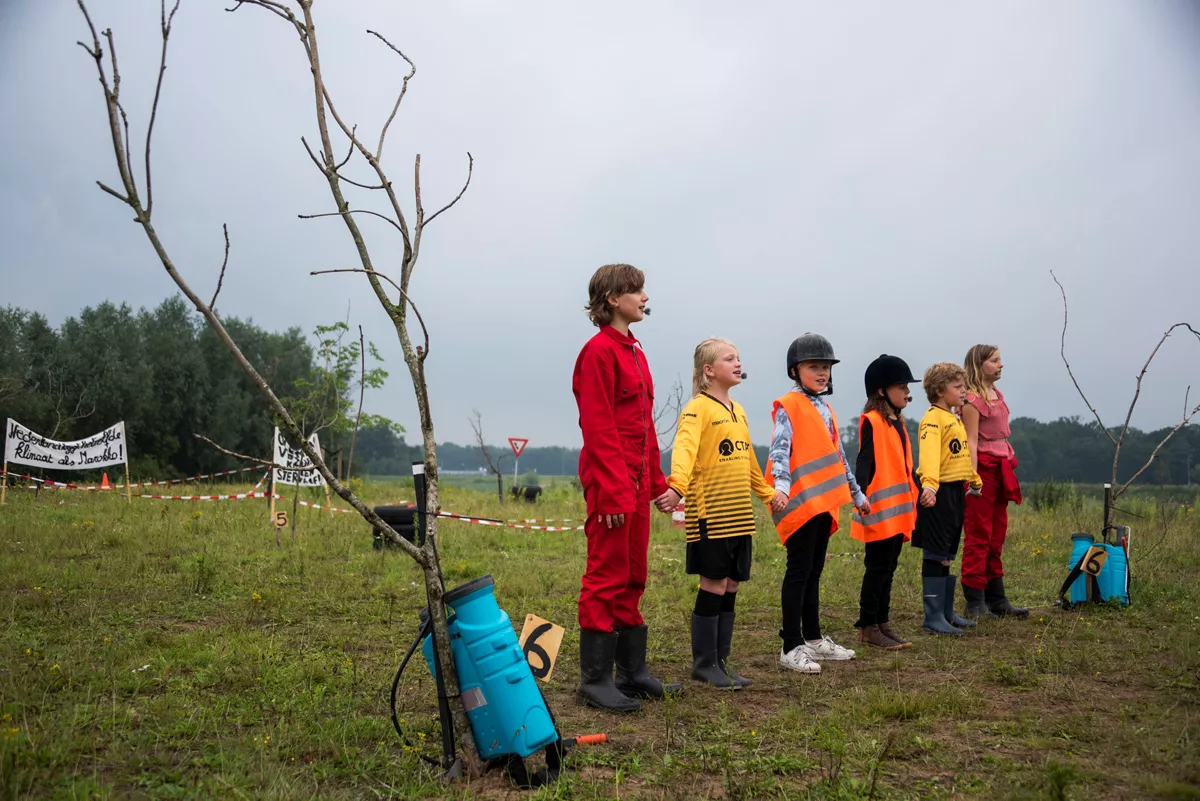 Artemis - Hallo Dampkring